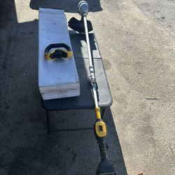 DEWALT 20V MAX 14 in. Brushless 