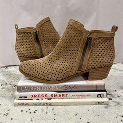 Lucky Brand Basel3 Perforated Booties Size 9.5