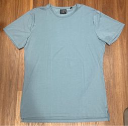 CUTS  Men’s Brand New Light Blue Casual/Formal T-shirt