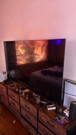 65” samsung 4K TV
