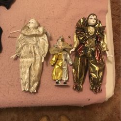 Porcelain Dolls Clown Theme
