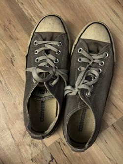 Women’s Size 8 Converse Grey Shoes 