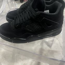 Jordan 4 Black Cat