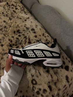 Women Nike Shoes size 7