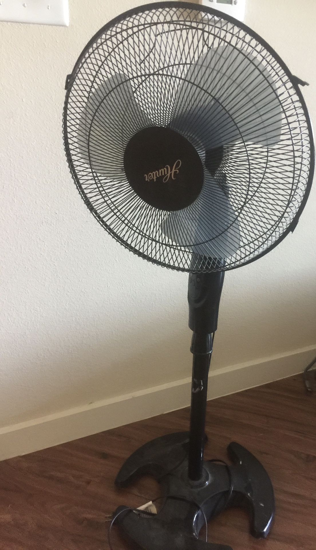 Hunter 3-in-1 Pedestal Oscillating Fan