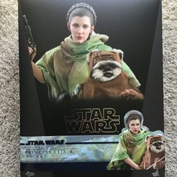 1/6 Hot Toys Star Wars Princess Leia Return Of The Jedi Princess Leia & Wicket set MMS551 BRAND NEW