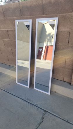 Mainstays White Over-the-Door Full Length Mirror 13.38" x 49.38" – New