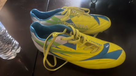 Diadora Verona Soccer Cleats