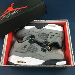 Men's grey sports shoes and sneakers
