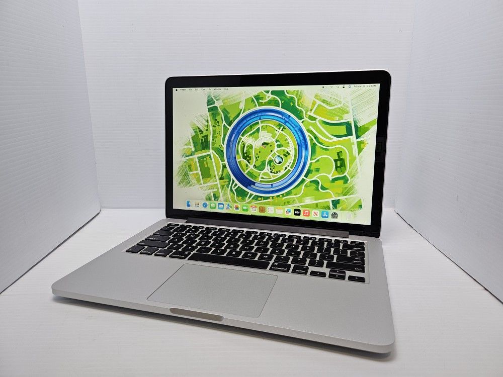Apple MacBook Pro 13.3" Retina Laptop