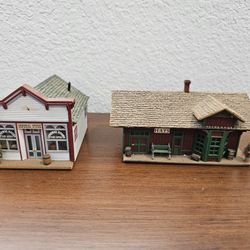 1994 Hallmark Collection, General Store and Hay Station