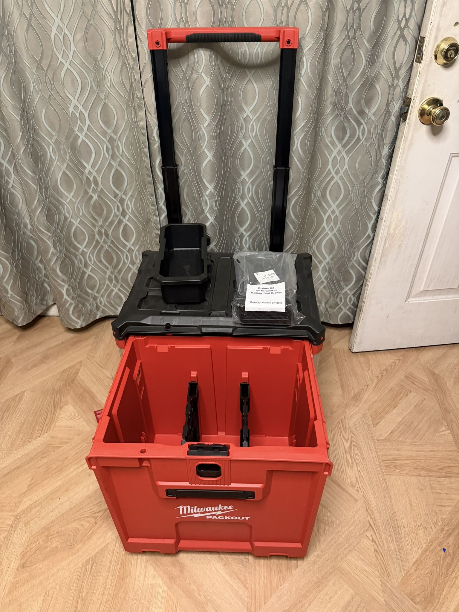 Milwaukee PACKOUT 19 in. Rolling Drawer Tool Box