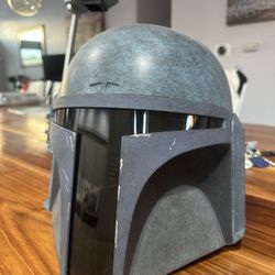 Mandalorian Deathwatch Helmet