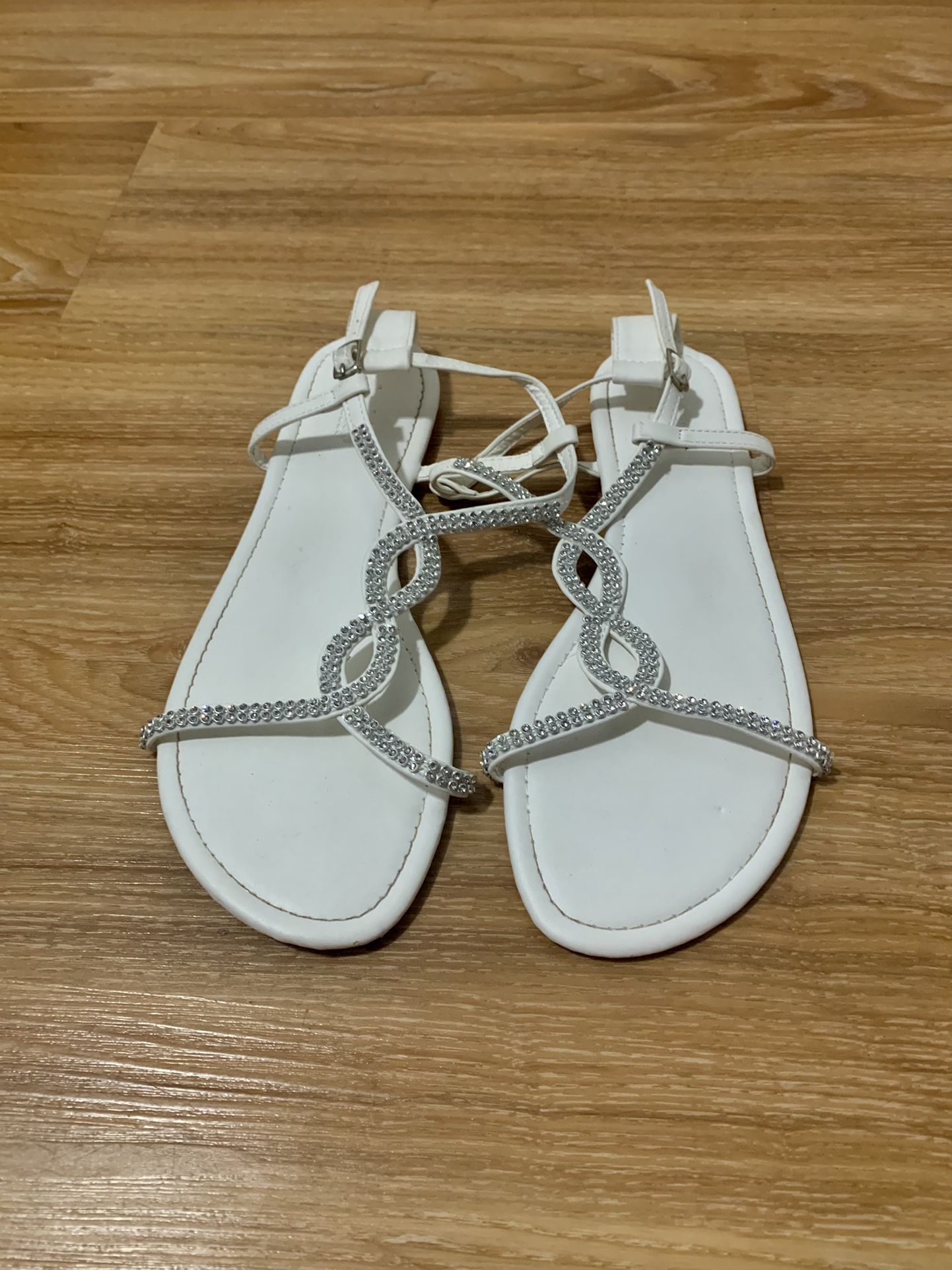 Karissa Flats Sandal Size 9