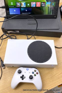 Microsoft Xbox Series S 512GB Console Gaming System White 1883 all-digital gaming console 