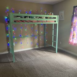Twin Size Loft Bed 