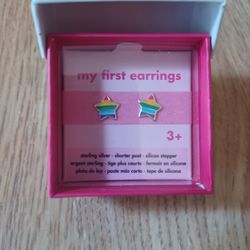 New Sterling Silver Star Earings