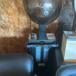 Blow Dryer Have A Sitting Seat Too