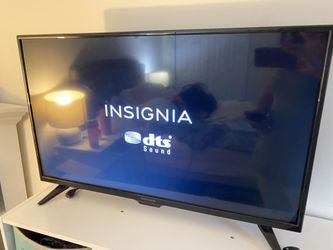 32" Insignia TV - LED - 720p - HDTV