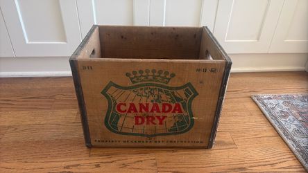 Vintage Canada Dry Wooden Crate 1962