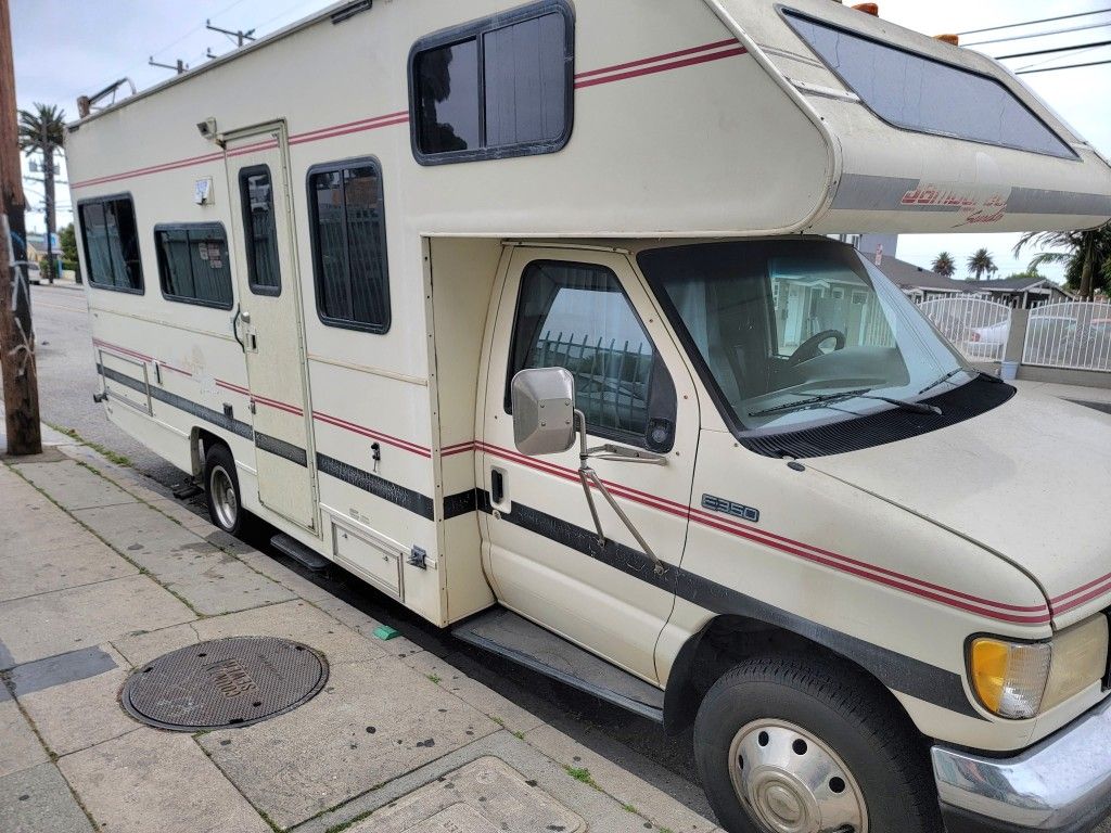 1994 Ford Jamboree searcher