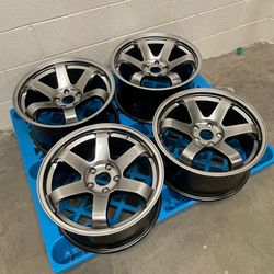 New 18 Inch Rays TEs Style Rims Wheels 18x8.5 +35, 18x9.5 +30 (5x114.3) Staggered Set