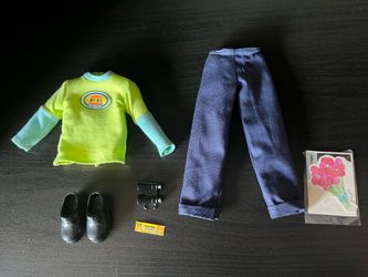 2001 Ken Clothes and Accessories Bundle, Price For All, Precio Por Todo.