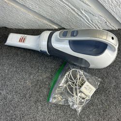 Black & Decker Small Hand Held Vacuum 
