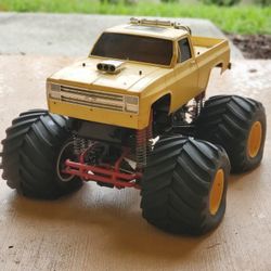 1987 Clod Buster RC Car Truck Tamiya