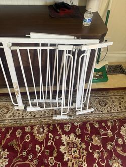 White Metal Baby Safety Gate or pet gate like new