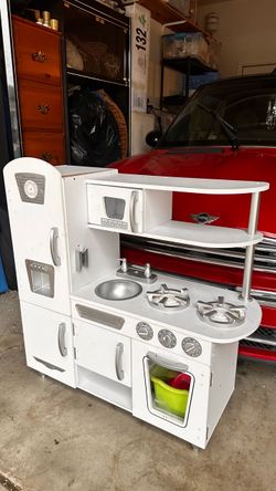 Kids play kitchen