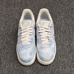 Women's Nike Air Force 1 '07 SE Low Clouds & Sky Celestine Blue Size 8.5