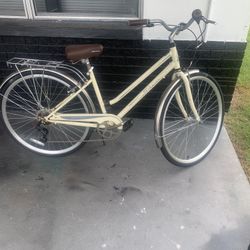 Ladies Schwinn Gateway 7 Speed Hybrid Just Serviced