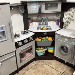 Toddler Kitchen 
