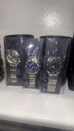 Set of 3 for $10 Kendall & Johnson brand new