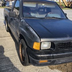 1992 Isuzu Pickup