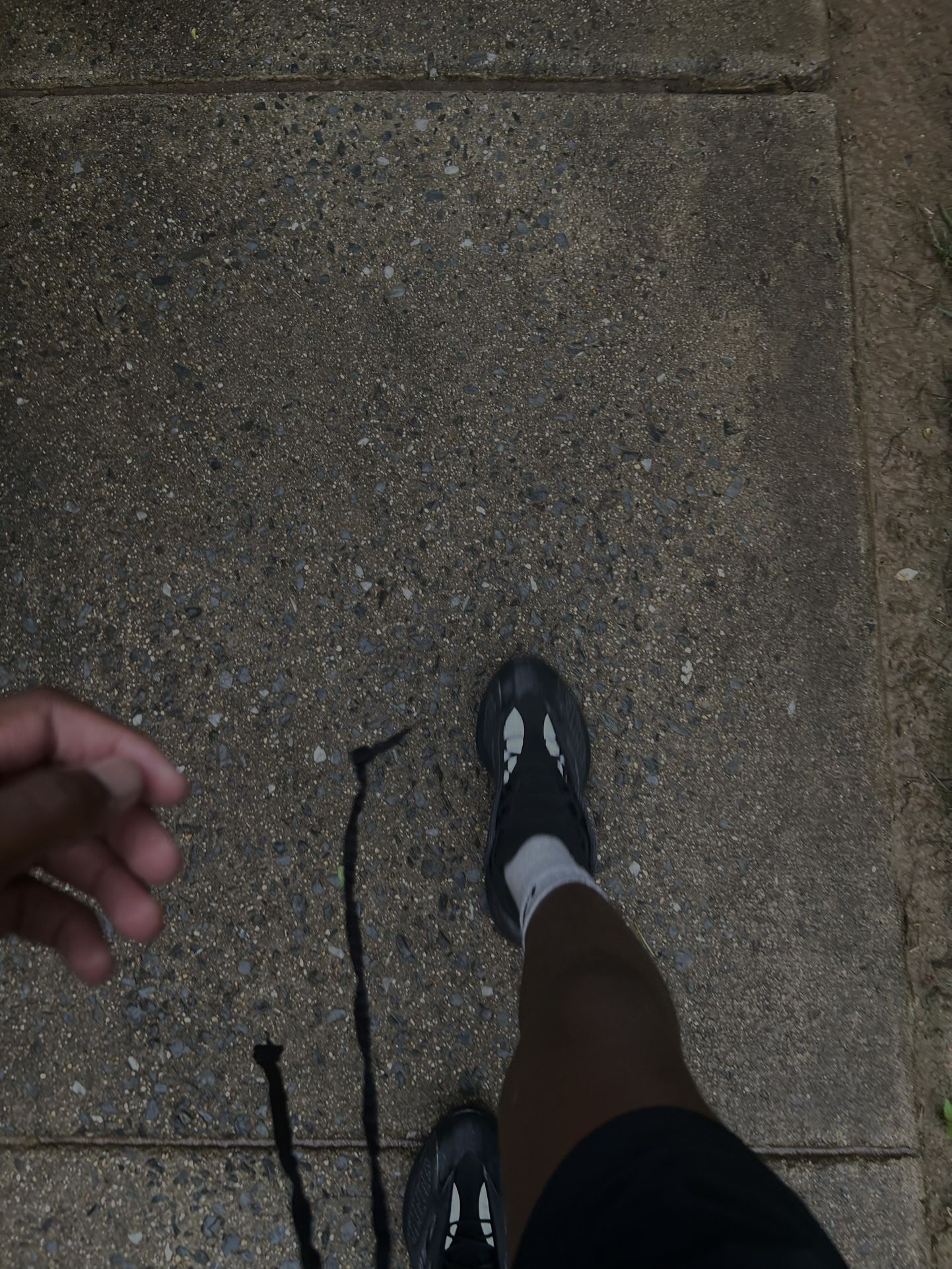 yeezy 700 v3 dark glow size 9