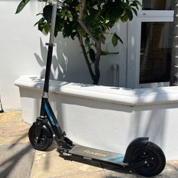Razor scooter