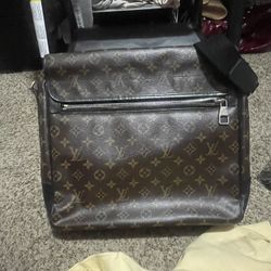 Louis Vuitton Crossbody Canvas Bag 