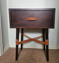 Pair of nightstands