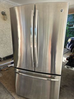GE Stainless Steel French Door Refrigerator