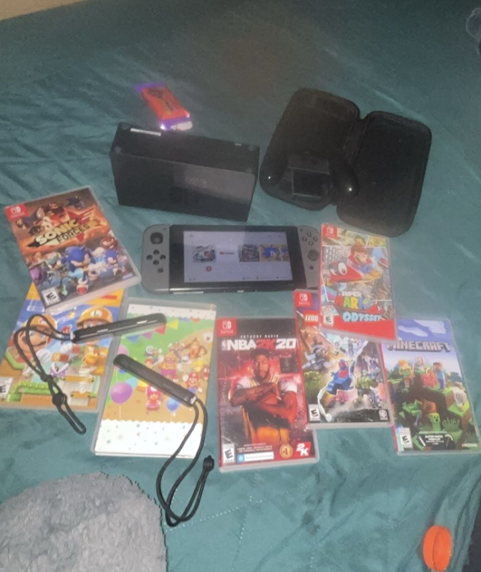 Nintendo Switch Bundle – 6 Games + Case + Dock (Great Condition!)