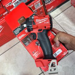 Milwaukee M12 Compact Impact 1/2 Inch 