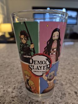 Demon Slayer Group Grid Pint Drinking Glass 16 oz.

