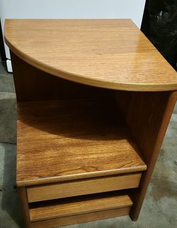 Corner Table