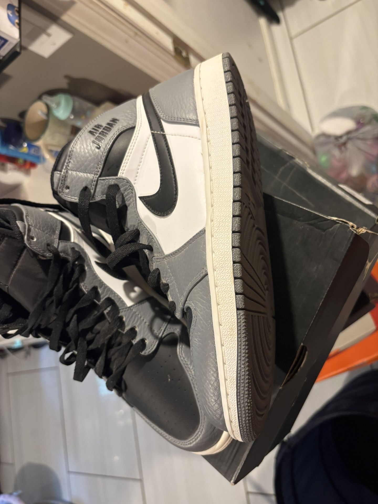 Jordan 1 Retro