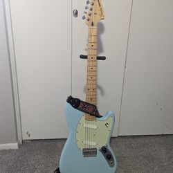 Fender Mustang 