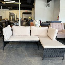 Patio Furniture L Shape Outdoor Set, Wicker Rattan Sectional Sofa with Cushions, Suitable for Patio, Garden, Porch, Poolside (Light Beige) 💰120$