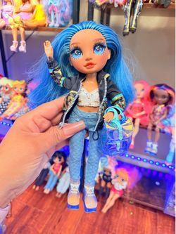 Rainbow High dolls