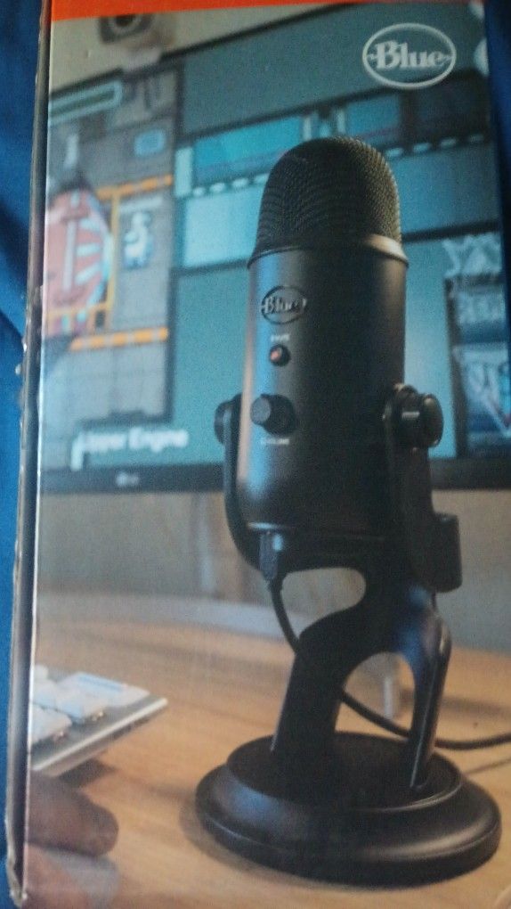 Brand New Blue Broadcast Mic